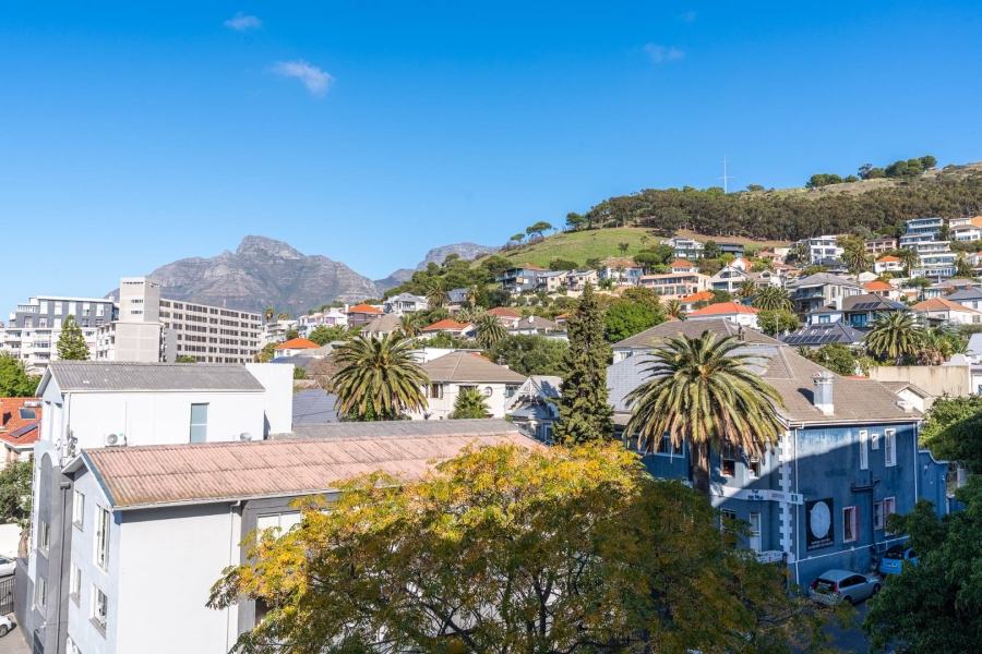 1 Bedroom Property for Sale in Green Point Western Cape